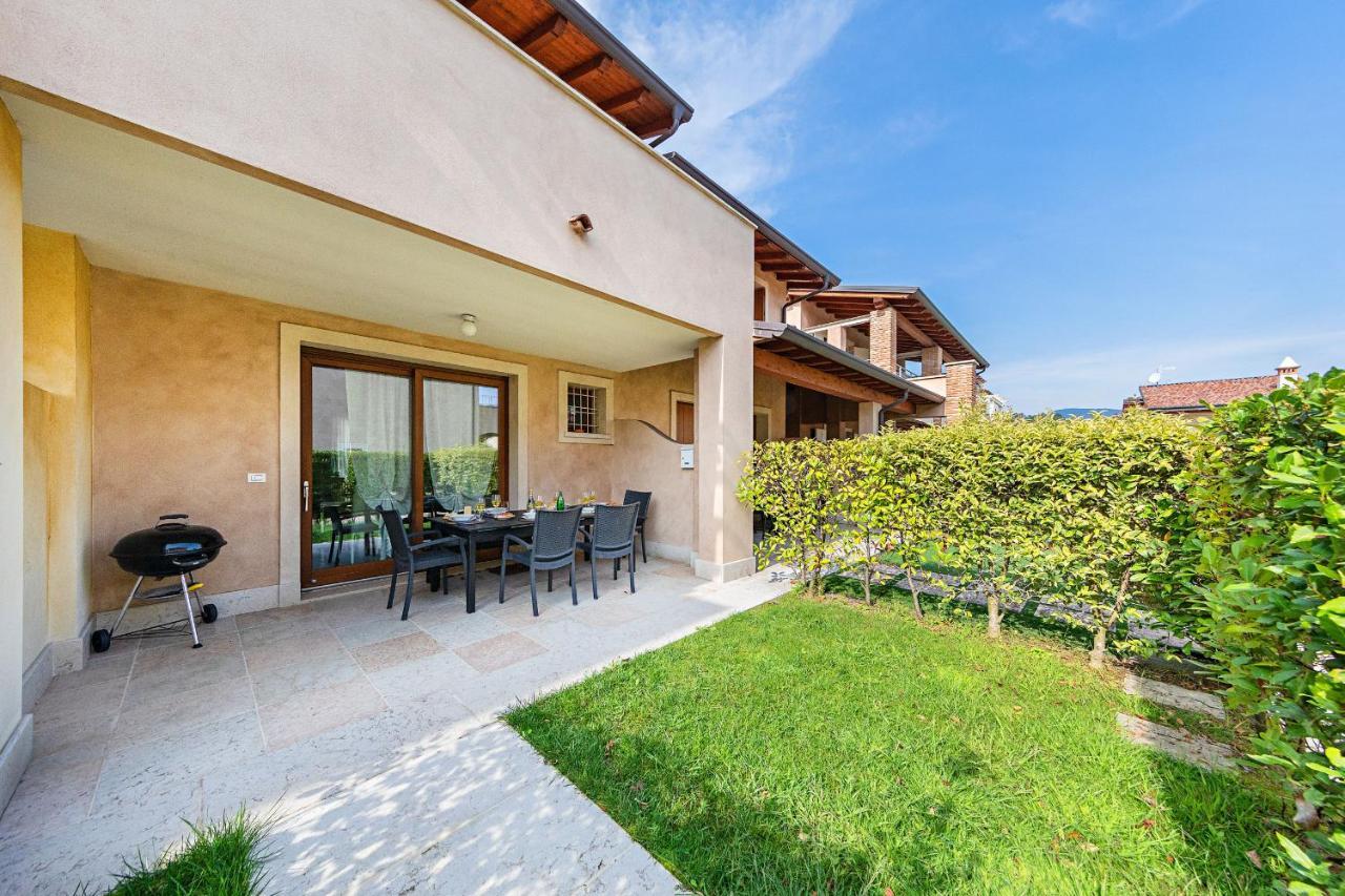 La Romantica Holiday Home By Wonderful Italy Manerba del Garda Extérieur photo